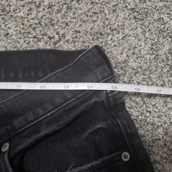 A&F High Rise Jeans with Criss Cross Waistband - Picture 11 of 13